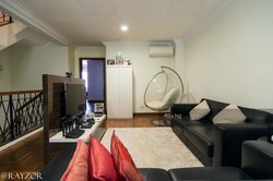 Kew Vale (D16), Terrace #236783811